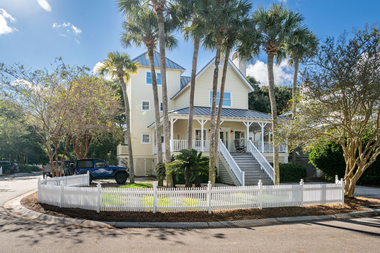 31 Atlantic Beach Ct